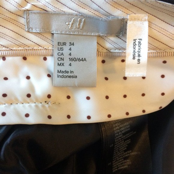 SOLD - Tailored Blazer + Skirt 2 for 1 outfit - Picture 9 of 11